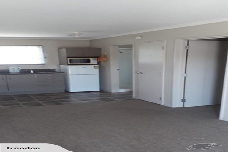 Photo of property in 3 Aurora Terrace, Hillcrest, Hamilton, 3216