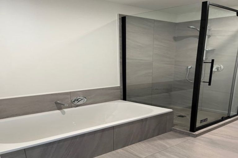 Photo of property in 1/25 Albert Street, Island Bay, Wellington, 6023