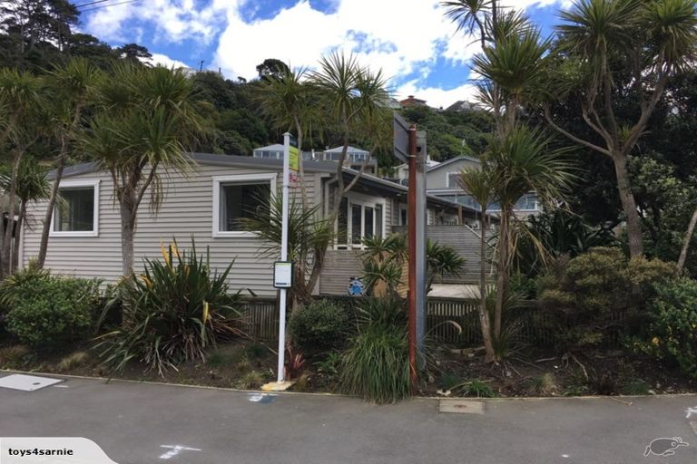 Photo of property in 1/231 Marine Parade, Seatoun, Wellington, 6022