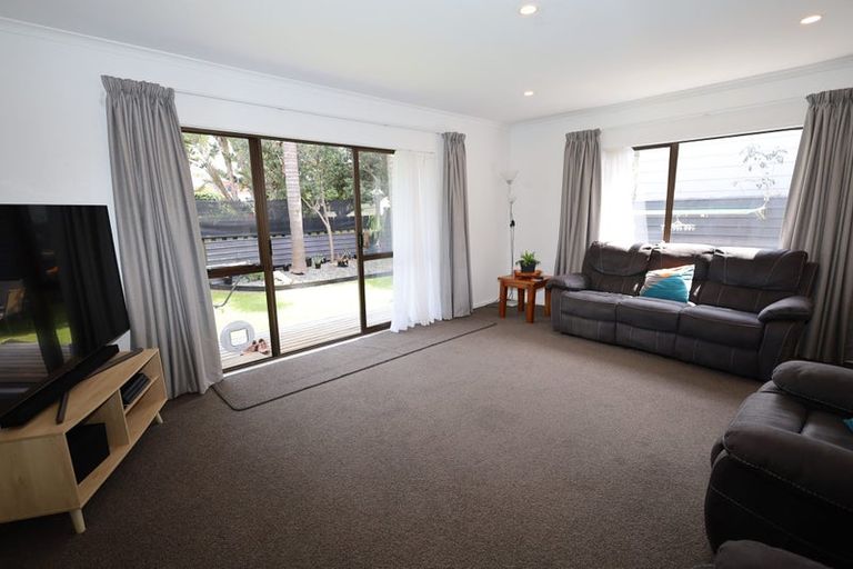 Photo of property in 15 Topaz Drive, Papamoa Beach, Papamoa, 3118