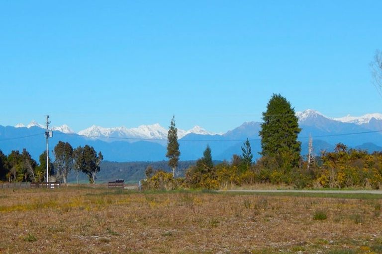 Photo of property in 2/155 Hau Hau Road, Blue Spur, Hokitika, 7882