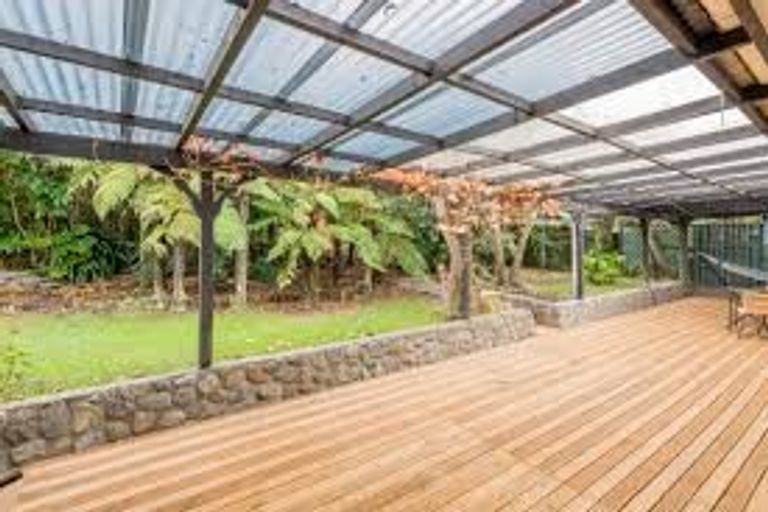 Photo of property in 3 Highbury Drive, Levin, 5510