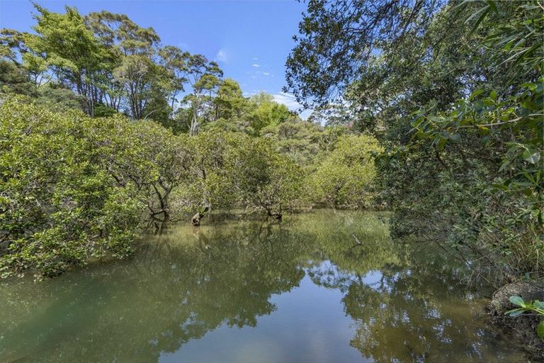 Photo of property in 10 Beach Street, Sandspit, Warkworth, 0982