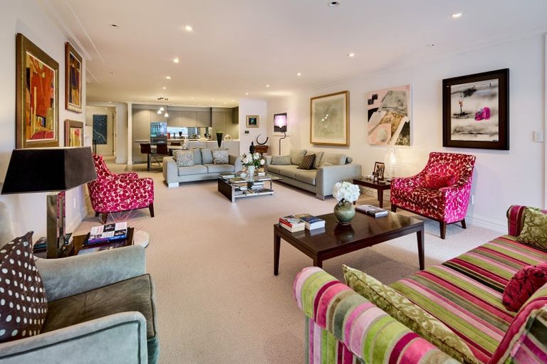 Photo of property in 6/166 Oriental Parade, Oriental Bay, Wellington, 6011