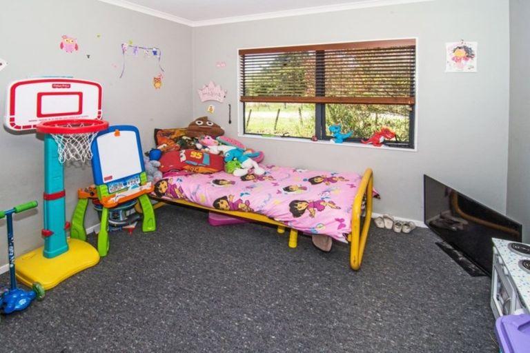 Photo of property in 5523 Masterton Castlepoint Road, Tinui, Masterton, 5889