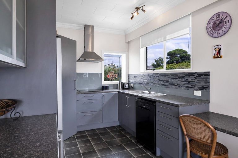 Photo of property in 4/9 Hine Street, New Plymouth, 4310