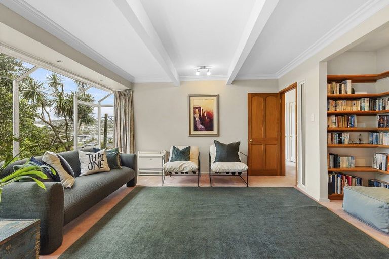 Photo of property in 68 Chamberlain Road, Karori, Wellington, 6012