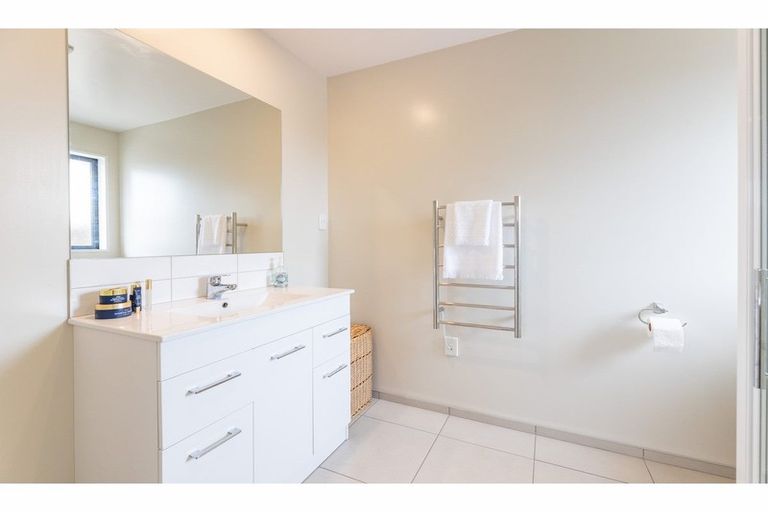 Photo of property in 14 Ruru Place, Oxford, 7430