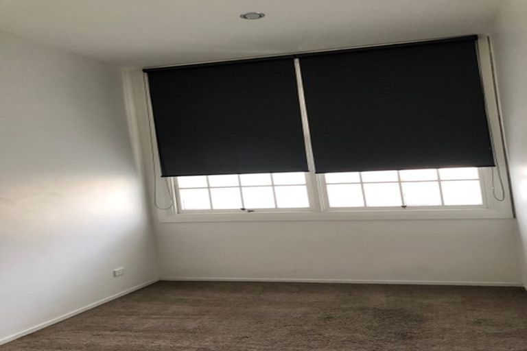 Photo of property in 25 Montilla Place, Manurewa, Auckland, 2102