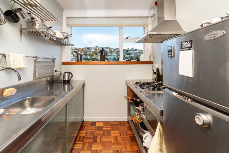 Photo of property in Harbour View Apartments, 147 Ohiro Road, Brooklyn, Wellington, 6021