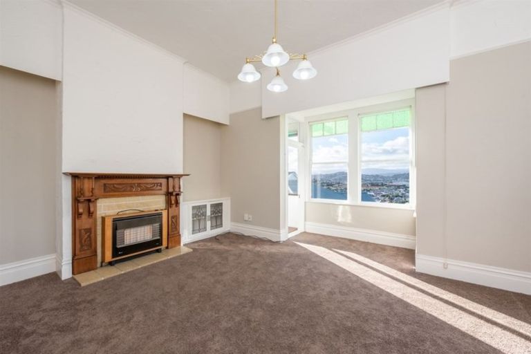 Photo of property in 9 Lerwick Terrace, Melrose, Wellington, 6023