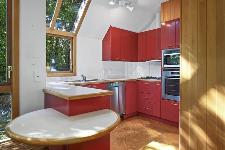 Photo of property in 143 Totara Street, Riccarton, Christchurch, 8041