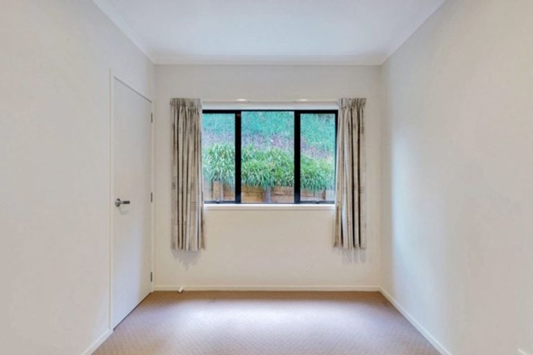 Photo of property in 2/19 Glencarron Place, Bethlehem, Tauranga, 3110