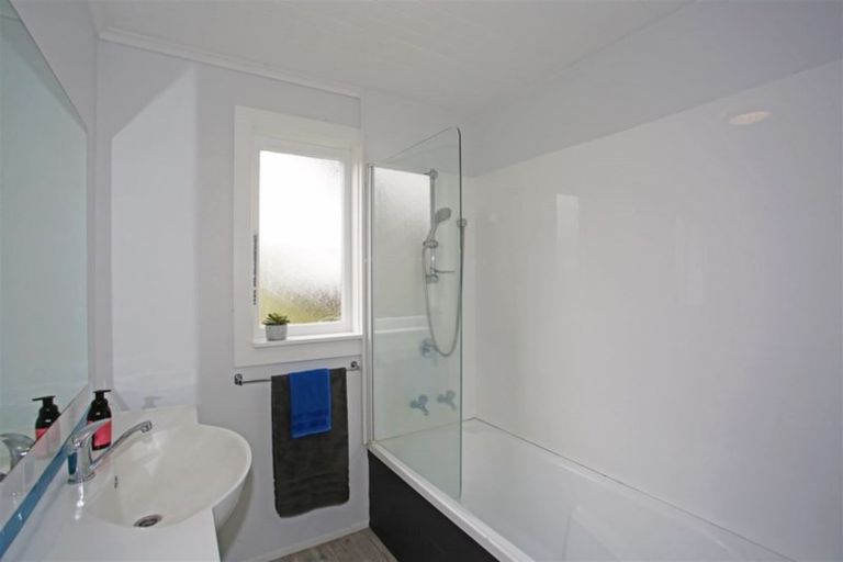 Photo of property in 1 Childs Avenue, Pukekohe, 2120