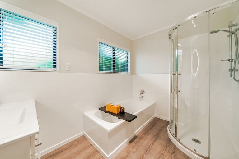 Photo of property in 77 Joseph Banks Drive, Whitby, Porirua, 5024