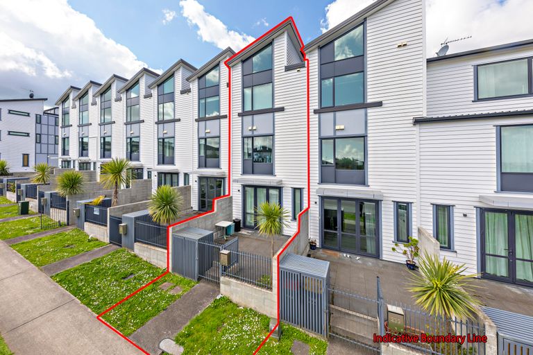 Photo of property in 301 Murphys Road, Flat Bush, Auckland, 2019