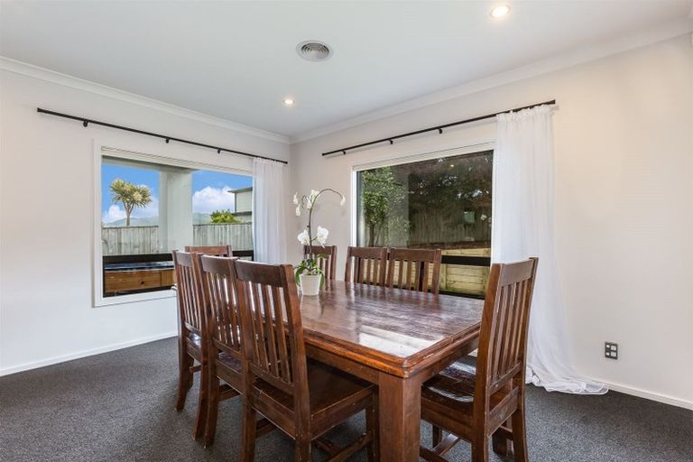 Photo of property in 68 Aotea Drive, Aotea, Porirua, 5024