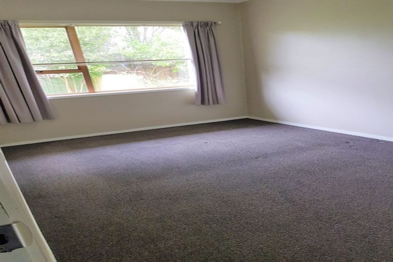 Photo of property in 2/94 John Downs Drive, Browns Bay, Auckland, 0630