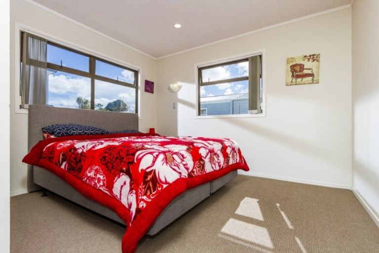 Photo of property in 139 Deep Creek Road, Torbay, Auckland, 0630