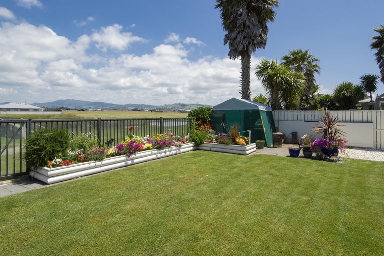 Photo of property in 1 Bree Court, Papamoa Beach, Papamoa, 3118