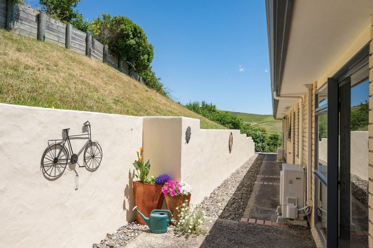 Photo of property in 18 Springlea Heights, Atawhai, Nelson, 7010