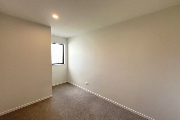 Photo of property in 16 Whai Hua Lane, Mangere Bridge, Auckland, 2022