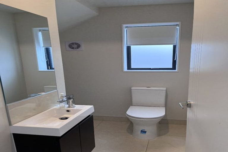 Photo of property in 8b Bunnythorpe Road, Papakura, 2110