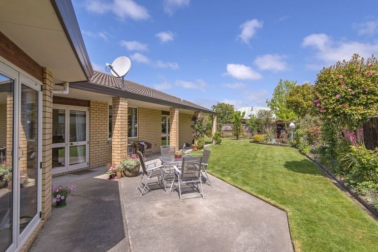 Photo of property in 7 Melford Close, Rangiora, 7400