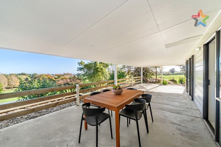 Photo of property in 80 Greenwood Boulevard, Otaki, 5512