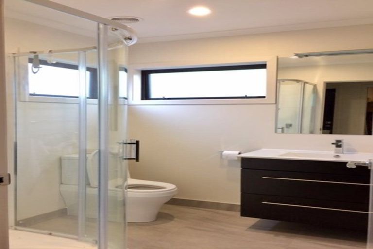 Photo of property in 59 Queen Street, Riverhead, 0820