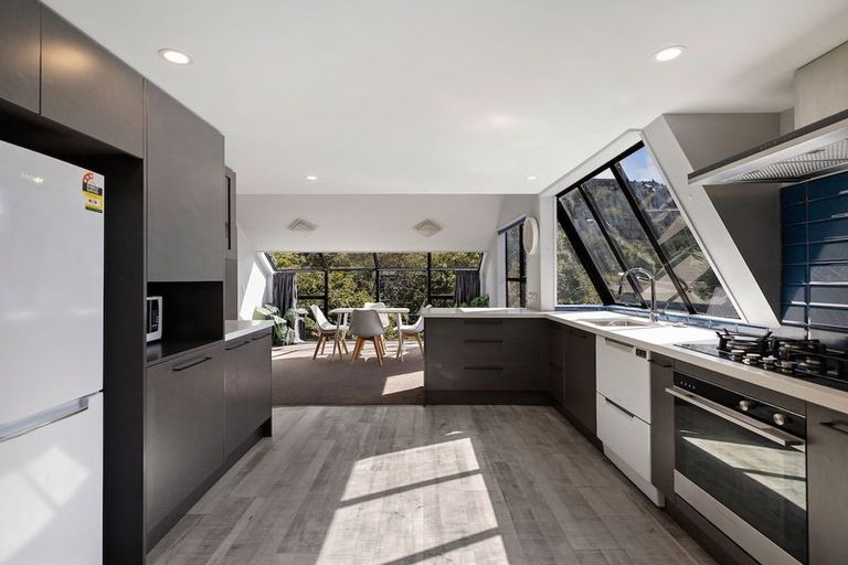 Photo of property in 49b Goldfield Heights, Queenstown, 9300