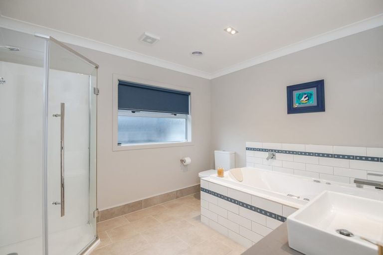 Photo of property in 41 Mauldeth Terrace, Churton Park, Wellington, 6037