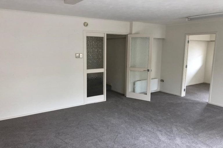 Photo of property in 319 Albany Highway, Rosedale, Auckland, 0632