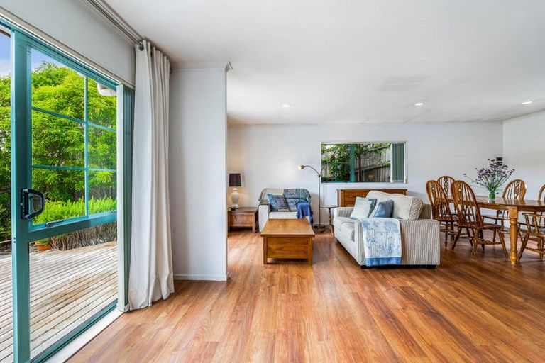 Photo of property in 9 Coastal Heights, Stillwater, Silverdale, 0993