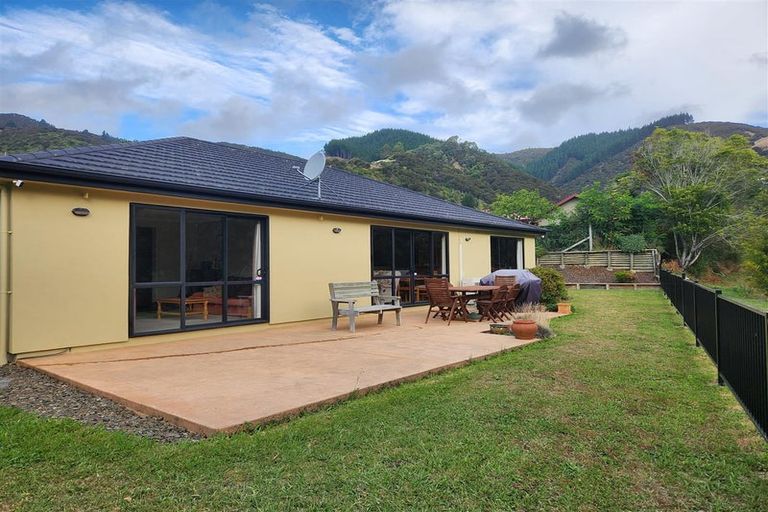 Photo of property in 1 Frenchay Drive, Atawhai, Nelson, 7010