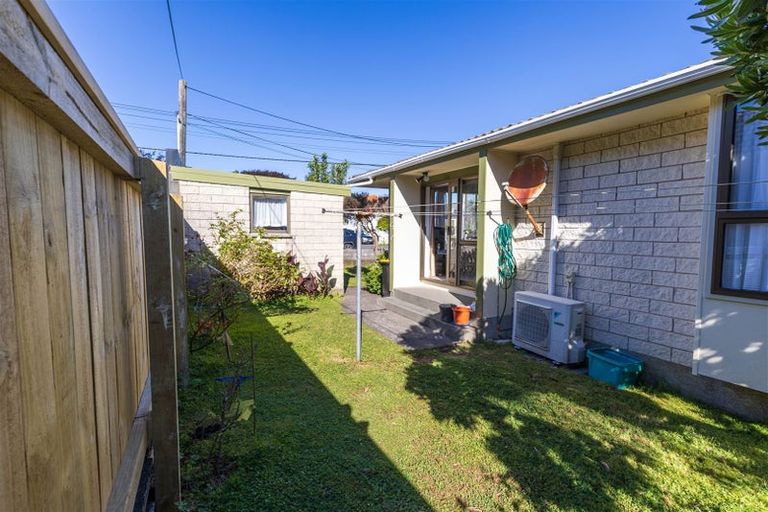 Photo of property in 37b Parkvale Road, Karori, Wellington, 6012