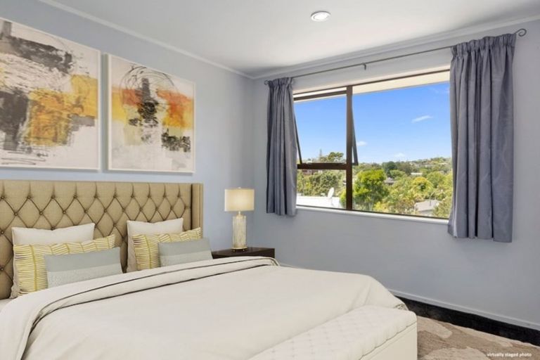 Photo of property in 2/15 Flavia Close, Torbay, Auckland, 0630