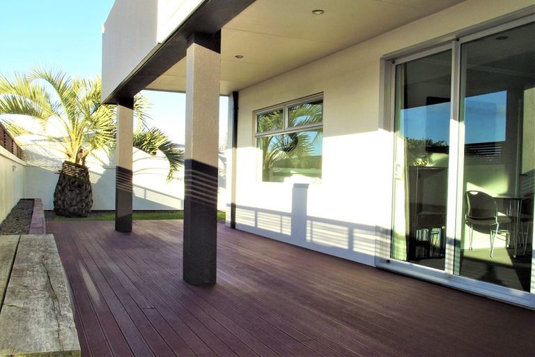 Photo of property in 244a Saint Aubyn Street, New Plymouth, 4310