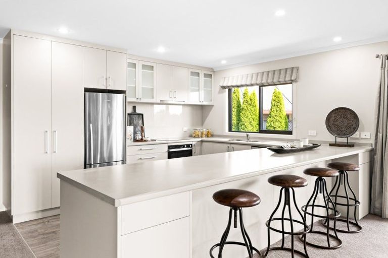 Photo of property in 44 Woodlands Drive, Havelock North, 4130