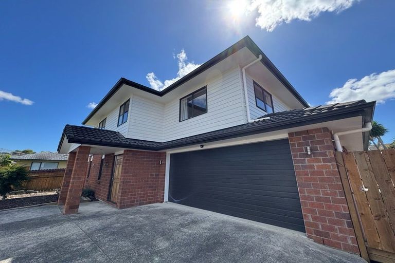 Photo of property in 14a Saralee Drive, Manurewa, Auckland, 2105
