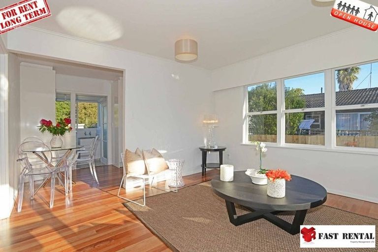 Photo of property in 1/26 Wolsley Avenue, Milford, Auckland, 0620