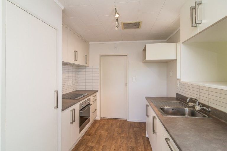 Photo of property in 11a Graham Grove, Waikanae, 5036