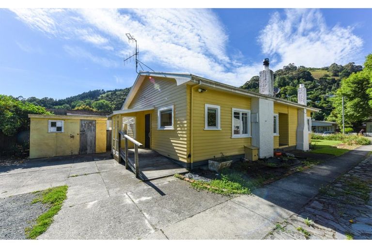 Photo of property in 209 Nile Street, Maitai, Nelson, 7010