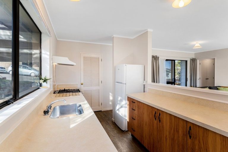 Photo of property in 36 Timaru Grove, Kelson, Lower Hutt, 5010