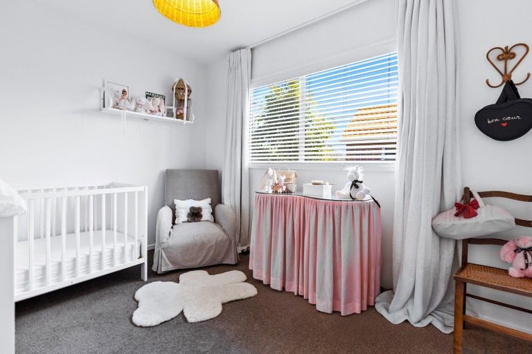 Photo of property in 65a Moa Road, Point Chevalier, Auckland, 1022