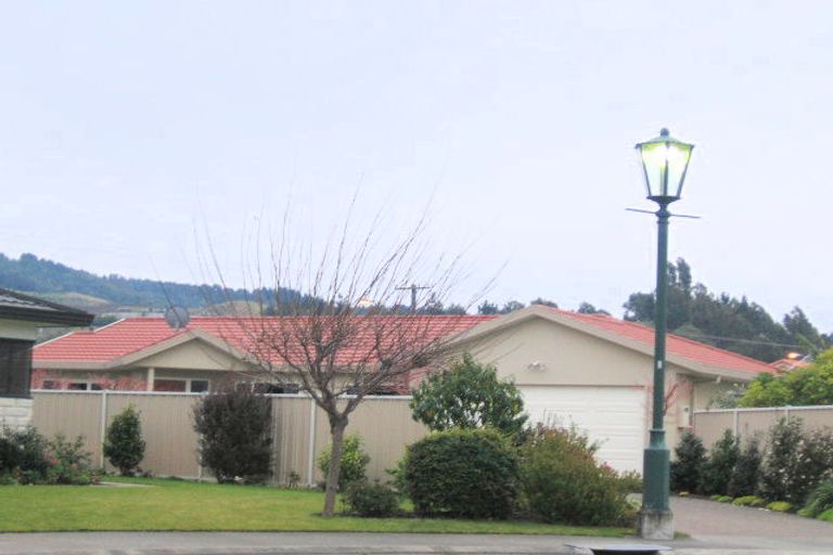 Photo of property in 14 Alderney Way, Taradale, Napier, 4112