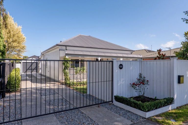 Photo of property in 5 Ayers Street, Rangiora, 7400