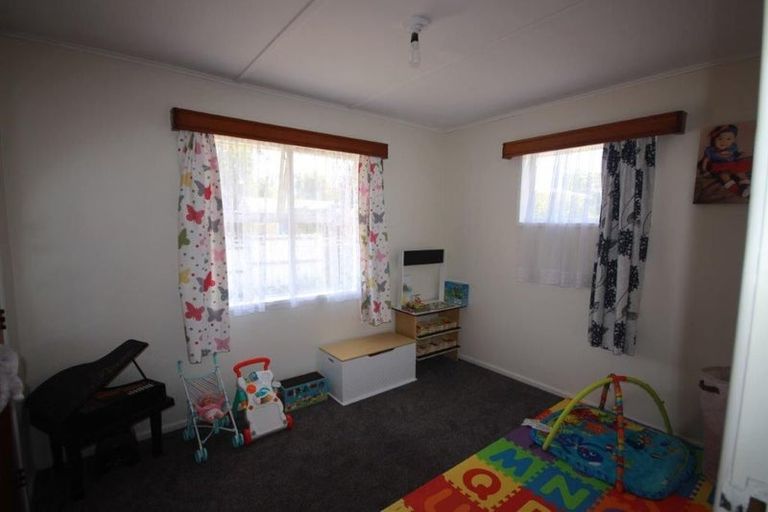 Photo of property in 22 Russell Road, Fairy Springs, Rotorua, 3015