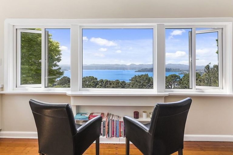 Photo of property in 1b Wadestown Road, Wadestown, Wellington, 6012