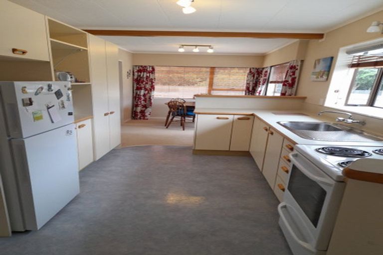 Photo of property in 22a The Avenue, Otaki Beach, Otaki, 5512